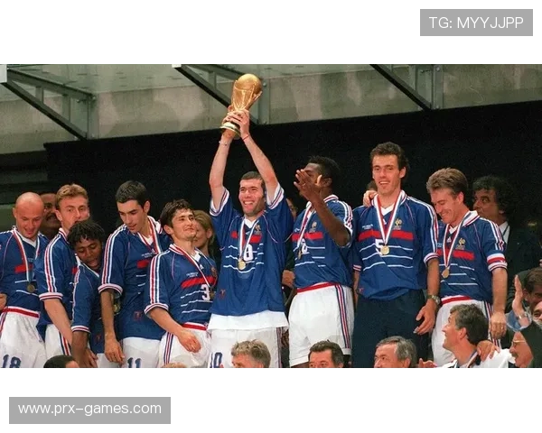 1998年世界杯：法国队首夺冠军